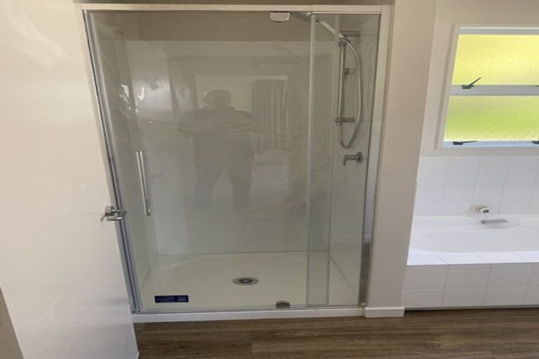 Photo of property in 1/5a Madeley Road, Mount Pleasant, Christchurch, 8081