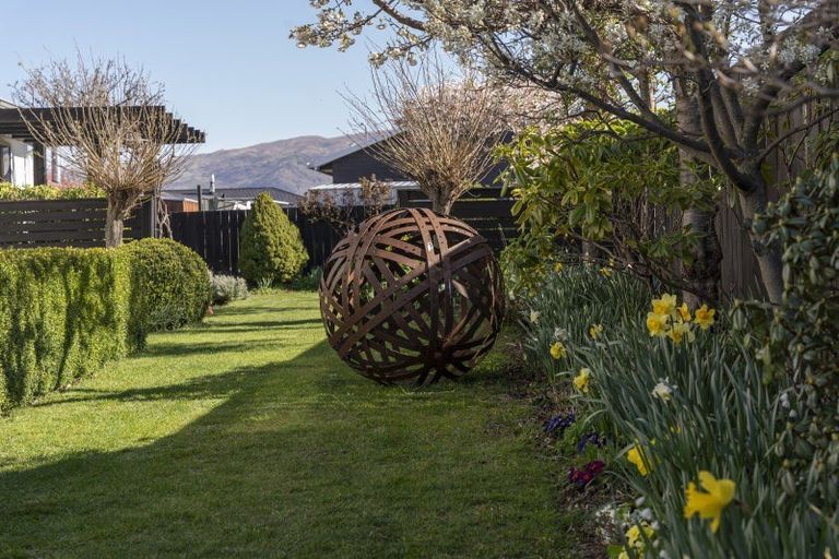 Photo of property in 30 Waenga Drive, Cromwell, 9310