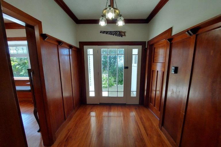 Photo of property in 17 Henderson Street, Karori, Wellington, 6012