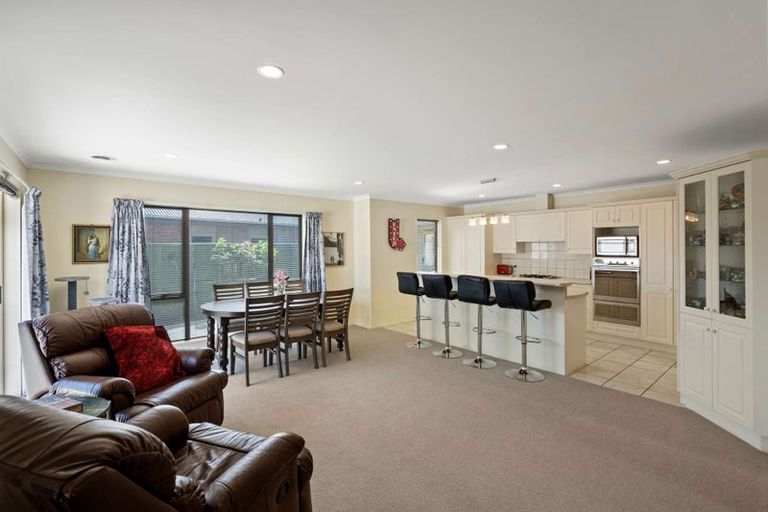 Photo of property in 4 Sentinel Place, Halswell, Christchurch, 8025