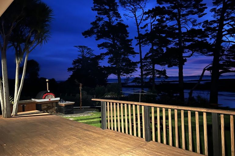 Photo of property in 10 Rukumoana Place, Clendon Park, Auckland, 2103