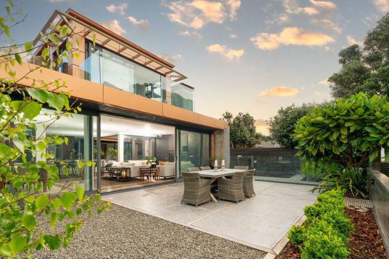 Photo of property in 11 Boardwalk Lane, Seatoun, Wellington, 6022