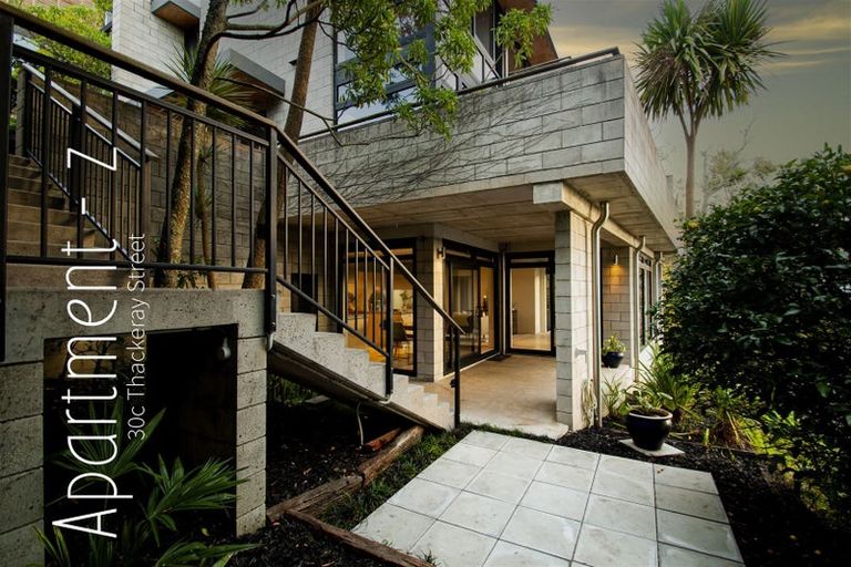 Photo of property in 30c Thackeray Street, Hamilton Lake, Hamilton, 3204