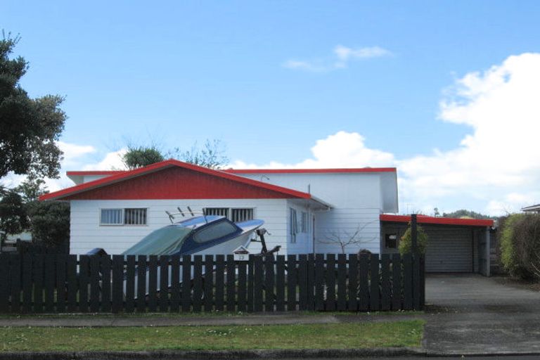 Photo of property in 13 Houhere Place, Tikipunga, Whangarei, 0112