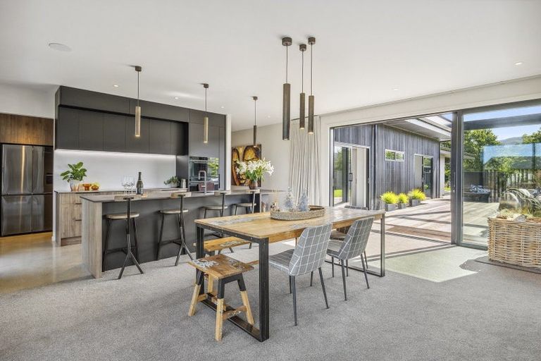 Photo of property in 10 Rodeo Place, Outram, 9019