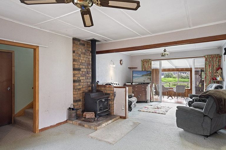 Photo of property in 2273 Tuakau Bridge-port Waikato Roa, Port Waikato, Tuakau, 2695