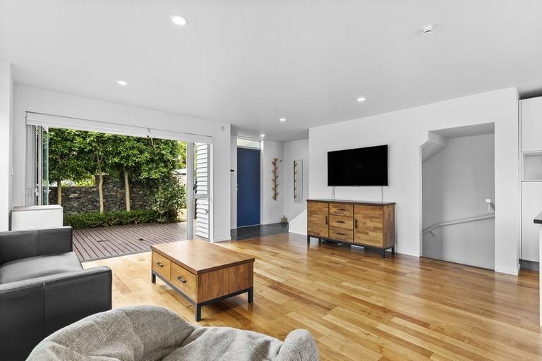 Photo of property in 1/88 Anzac Street, Takapuna, Auckland, 0622