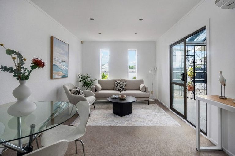 Photo of property in 3/3 Patterson Street, Sandringham, Auckland, 1041