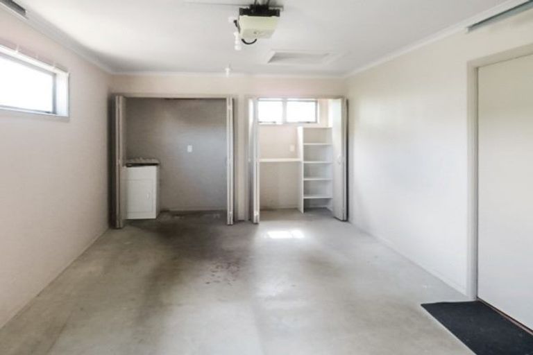 Photo of property in 27a Hawtrey Terrace, Churton Park, Wellington, 6037