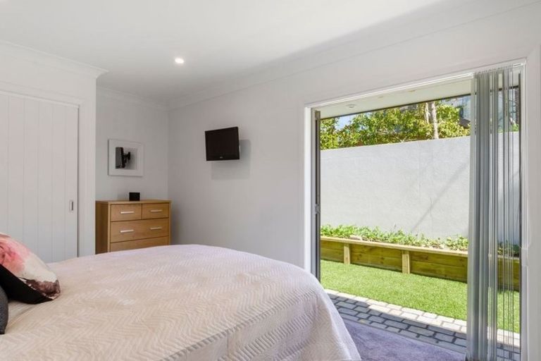 Photo of property in 31a Beechwood Road, Rothesay Bay, Auckland, 0630