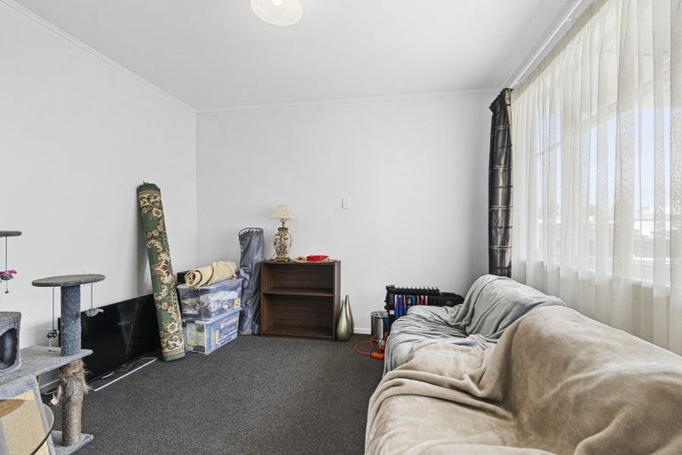 Photo of property in 7 Cutfield Street, Inglewood, 4330
