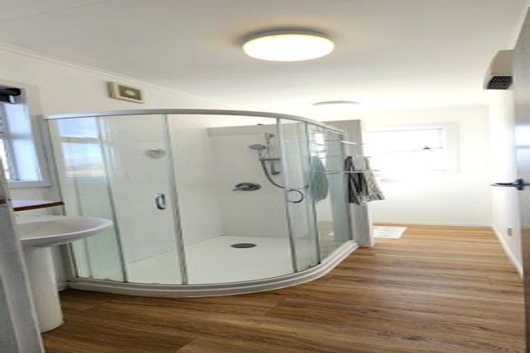 Photo of property in 607 Huia Street, Camberley, Hastings, 4120