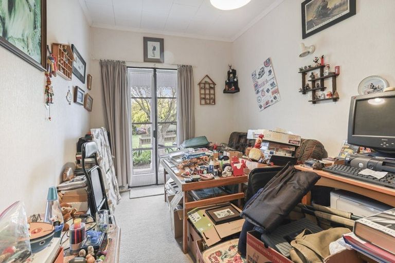 Photo of property in 15 Montrose Street, Waiau, 7332