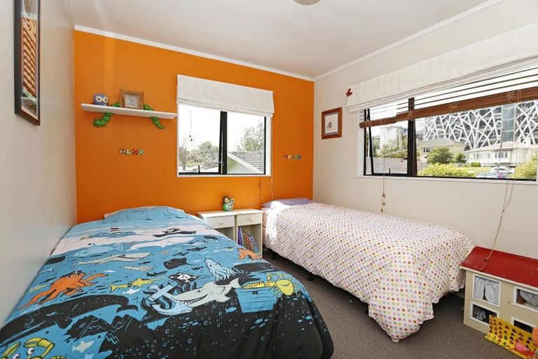 Photo of property in 12 Ohaupo Road, Hamilton Lake, Hamilton, 3204