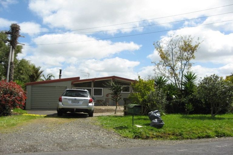 Photo of property in 4 Riverlea Road, Whenuapai, Auckland, 0618
