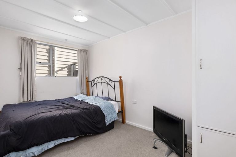 Photo of property in 29 Wesley Street, South Dunedin, Dunedin, 9012