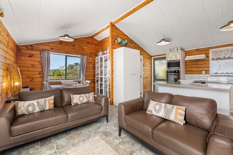 Photo of property in 103 Totara Road North, Totara North, Kaeo, 0479