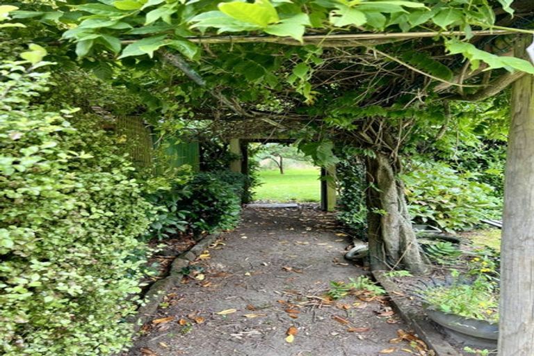 Photo of property in 74 Waimakariri Road, Harewood, Christchurch, 8051