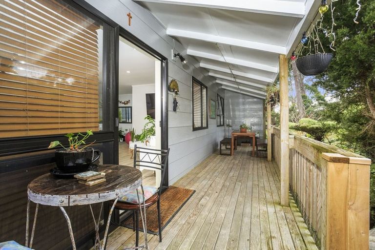 Photo of property in 2/29 Rangatira Road, Birkdale, Auckland, 0626