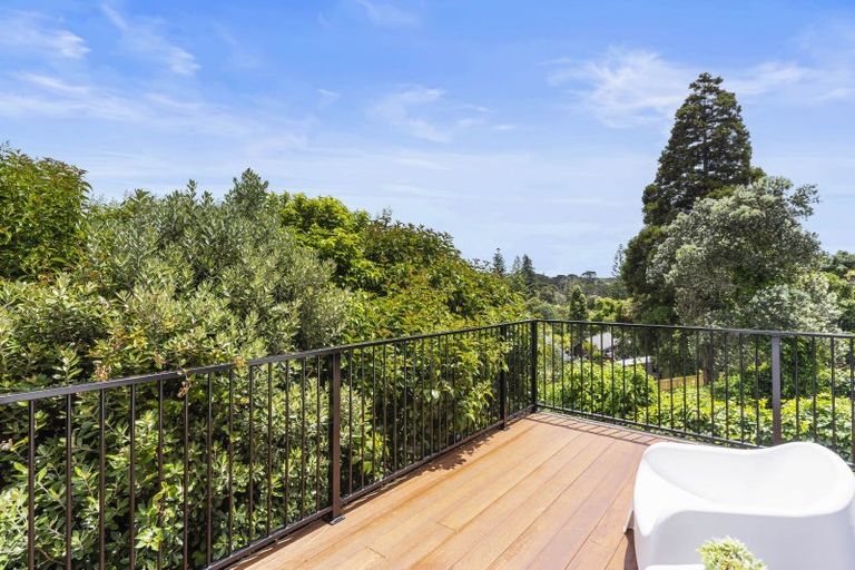 Photo of property in 77a Stott Avenue, Birkdale, Auckland, 0626
