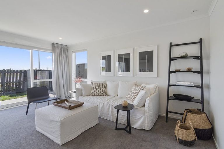 Photo of property in 24 Oralee Terrace, Peacocke, 3206