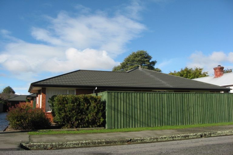 Photo of property in 1/42 York Street, Waltham, Christchurch, 8023