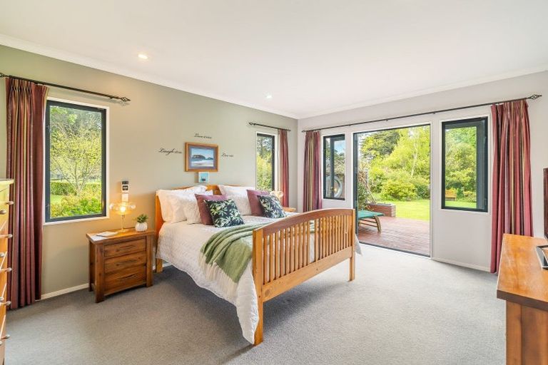 Photo of property in 43 Tvl Road, Blue Mountains, Upper Hutt, 5371