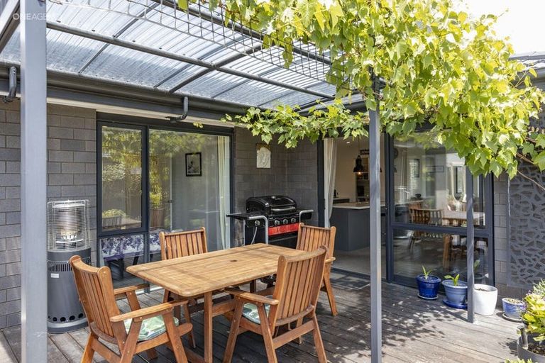 Photo of property in 11 Pajet Street, Marshland, Christchurch, 8083