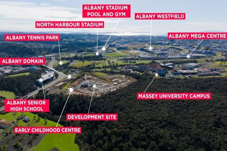 Photo of property in 32 Te Aniwaniwa Terrace, Albany, 0632