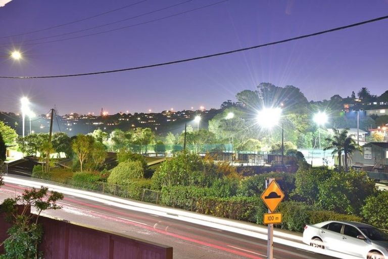 Photo of property in 2/12 Ramsgate Terrace, Mairangi Bay, Auckland, 0630