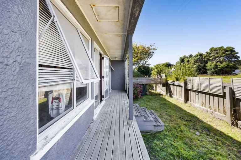 Photo of property in 56 Victoria Street, Patea, 4520