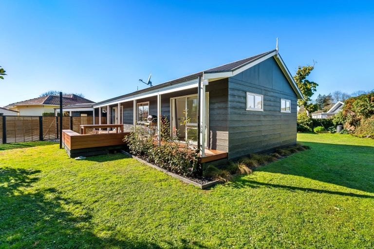 Photo of property in 66 Thompson Street, Leamington, Cambridge, 3432