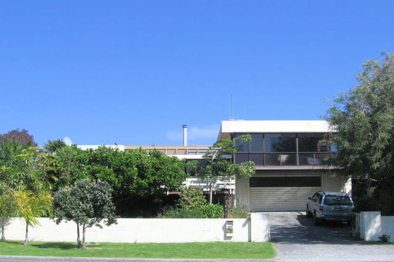 Photo of property in 366 Oceanbeach Road, Mount Maunganui, 3116