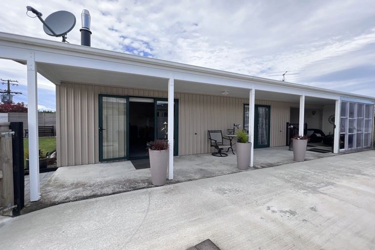 Photo of property in 19a Charles Street, Carterton, 5713