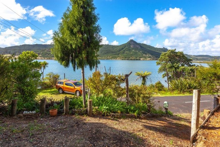 Photo of property in 237 Opoutere Road, Opoutere, Whangamata, 3691