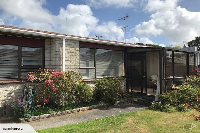 Photo of property in 1/12 Webster Street, Westown, New Plymouth, 4310
