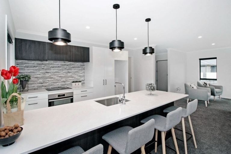 Photo of property in 6 Terli Way, Glen Avon, New Plymouth, 4312