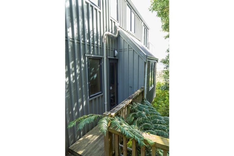 Photo of property in 84 Volga Street, Island Bay, Wellington, 6023