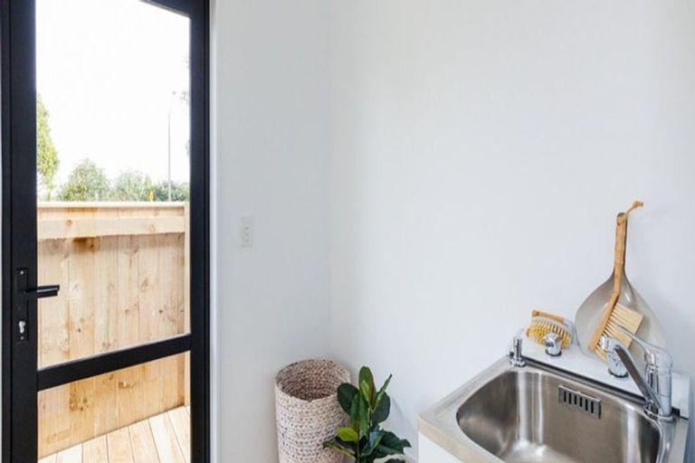 Photo of property in 33b Botanical Road, Takaro, Palmerston North, 4412