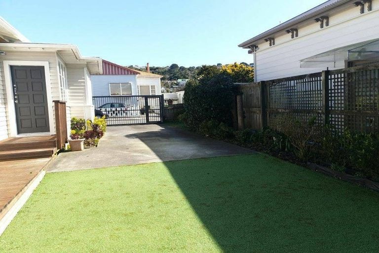 Photo of property in 4 Rotoiti Street, Johnsonville, Wellington, 6037