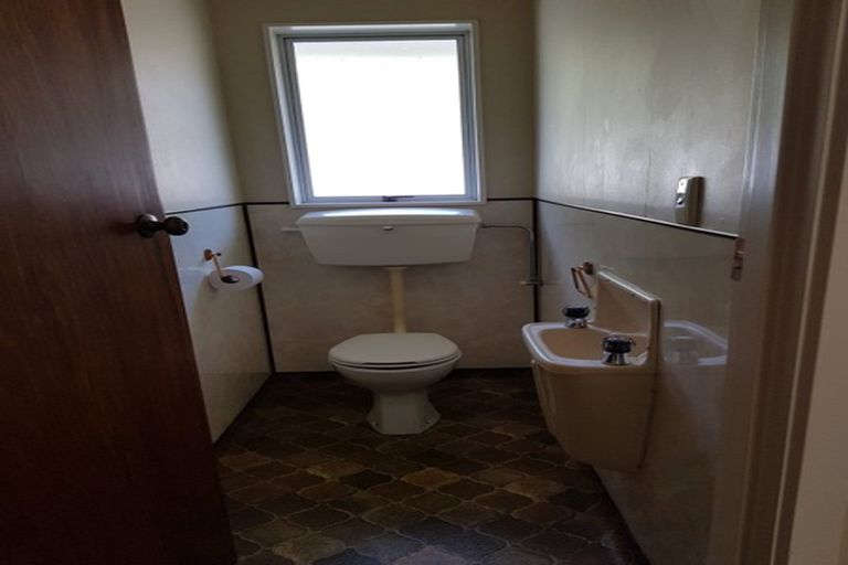 Photo of property in 4a Woodfield Avenue, Roslyn, Palmerston North, 4414