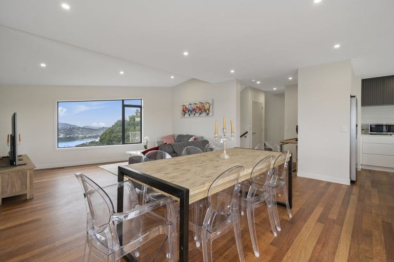 Photo of property in 4a Robieson Lane, Roseneath, Wellington, 6011