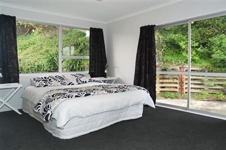 Photo of property in 3 Brora Crescent, Papakowhai, Porirua, 5024