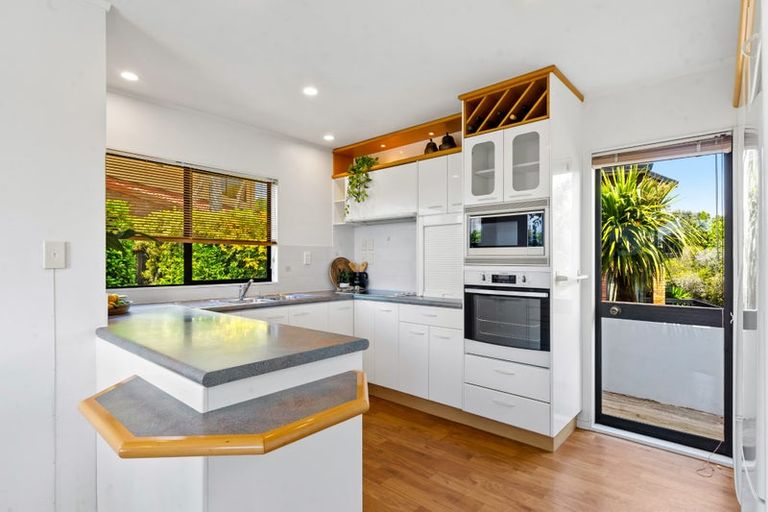 Photo of property in 49 Waiau Street, Torbay, Auckland, 0630