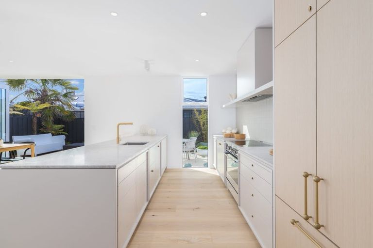 Photo of property in 3 Wiggins Street, Sumner, Christchurch, 8081