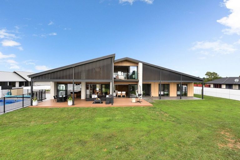 Photo of property in 8d East Ridge Grove, Newstead, Hamilton, 3286