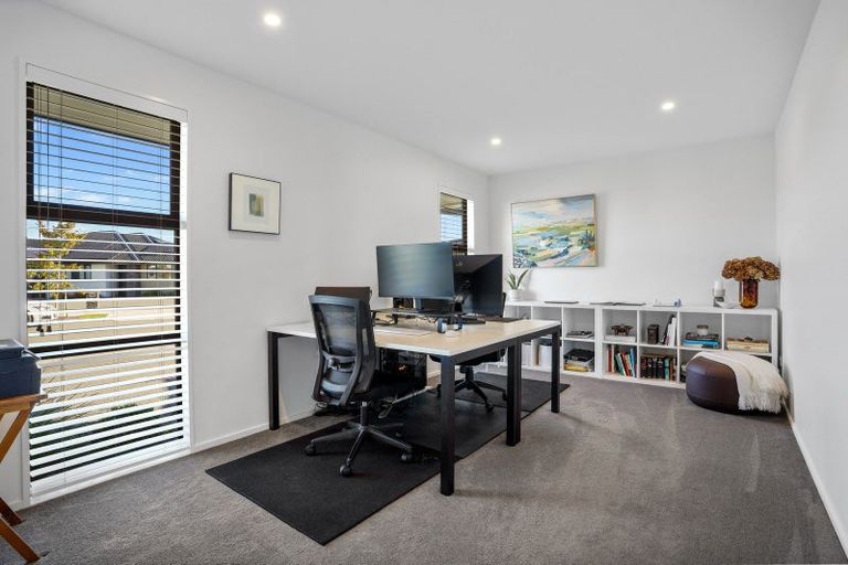 Photo of property in 8 Hotere Street, Rangiora, 7400