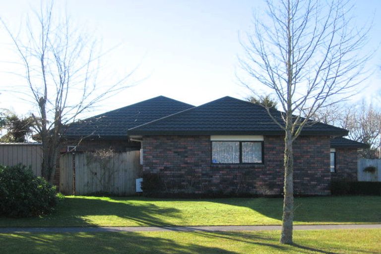 Photo of property in 21 Commodore Avenue, Flagstaff, Hamilton, 3210