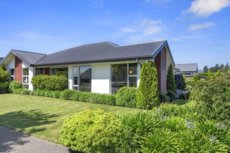 Photo of property in 18 Taiore Crescent, Marshland, Christchurch, 8083