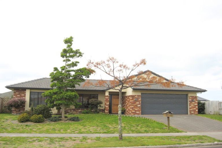 Photo of property in 5 Carlsberg Place, Papamoa Beach, Papamoa, 3118